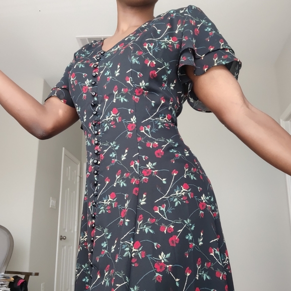 Romantic floral Black Dress with Red roses VINTAGE - Picture 3 of 15